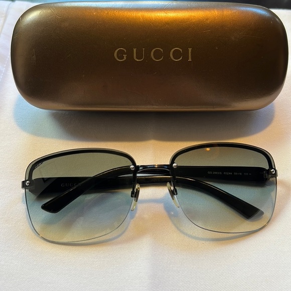 Gucci Accessories - ✨HP✨ GUCCI Sunglasses